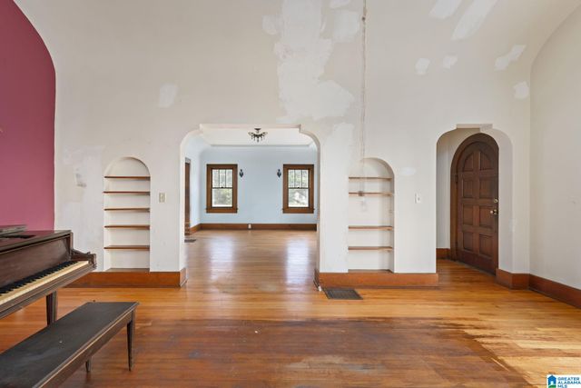 611 NE CLARK STREET, Cullman, AL 35055