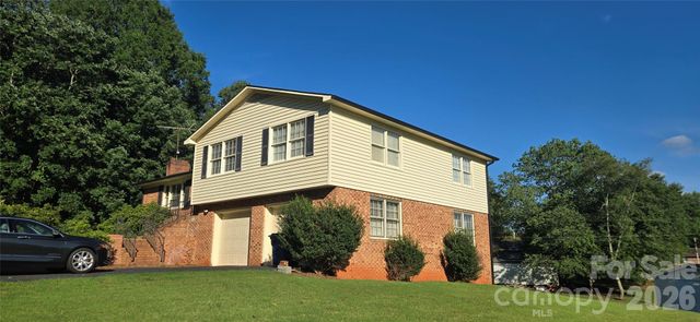 131 N Morvue Loop N, Statesville, NC 28625