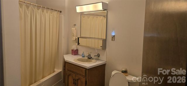 131 N Morvue Loop N, Statesville, NC 28625