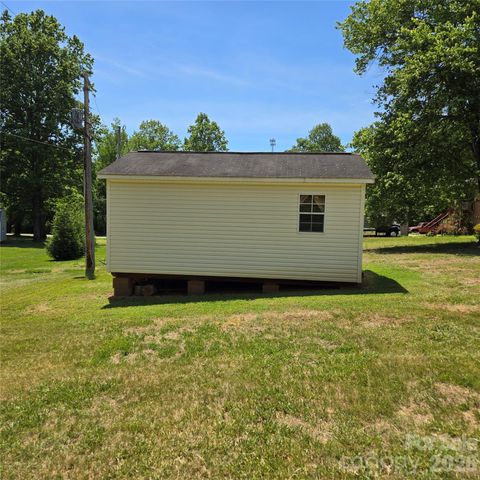 131 N Morvue Loop N, Statesville, NC 28625