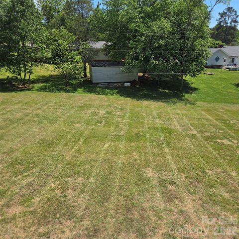 131 N Morvue Loop N, Statesville, NC 28625