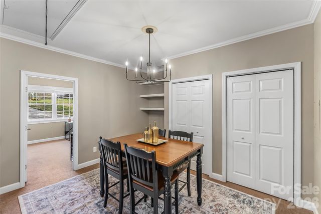 1548 Castell Lane, Hickory, NC 28601