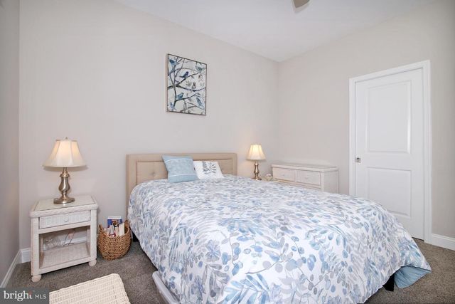 1034 GRANT CIR, Lebanon, PA 17042