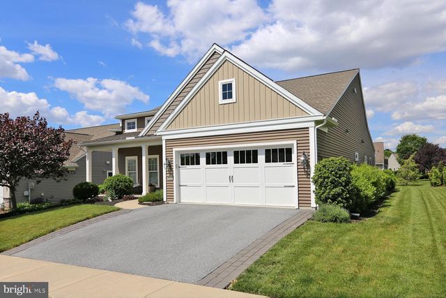 1034 GRANT CIR, Lebanon, PA 17042