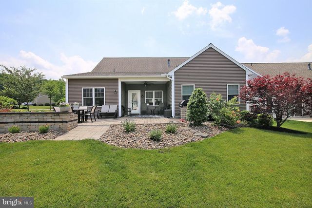 1034 GRANT CIR, Lebanon, PA 17042
