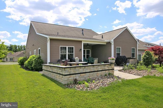 1034 GRANT CIR, Lebanon, PA 17042