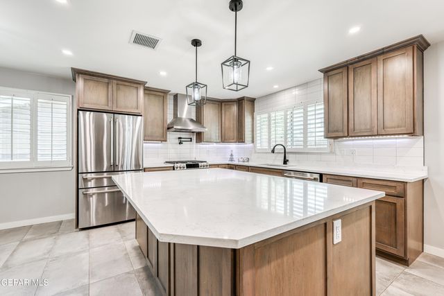 6004 Oleaster Drive, El Paso, TX 79932