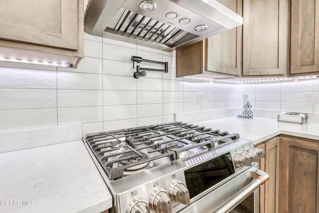 6004 Oleaster Drive, El Paso, TX 79932