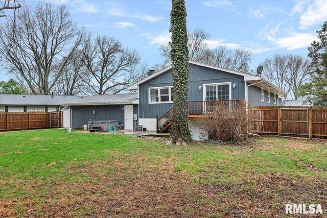 2 Interlacken Road, Springfield, IL 62704