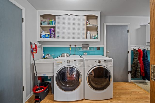 6111 Park Ridge Drive, Centerville, OH 45459