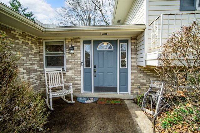 6111 Park Ridge Drive, Centerville, OH 45459