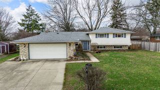 6111 Park Ridge Drive, Centerville, OH 45459