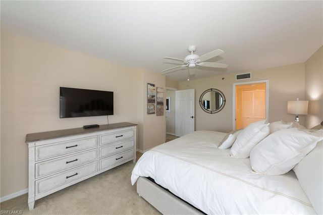 5550 Heron Point DR 802, Naples, FL 34108