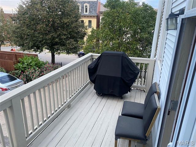 2234 Hickory Street, St Louis, MO 63104