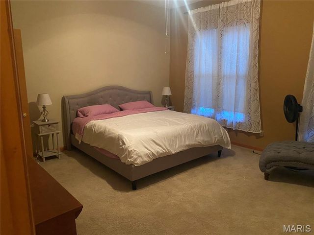 2234 Hickory Street, St Louis, MO 63104