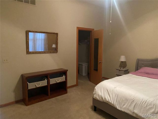 2234 Hickory Street, St Louis, MO 63104