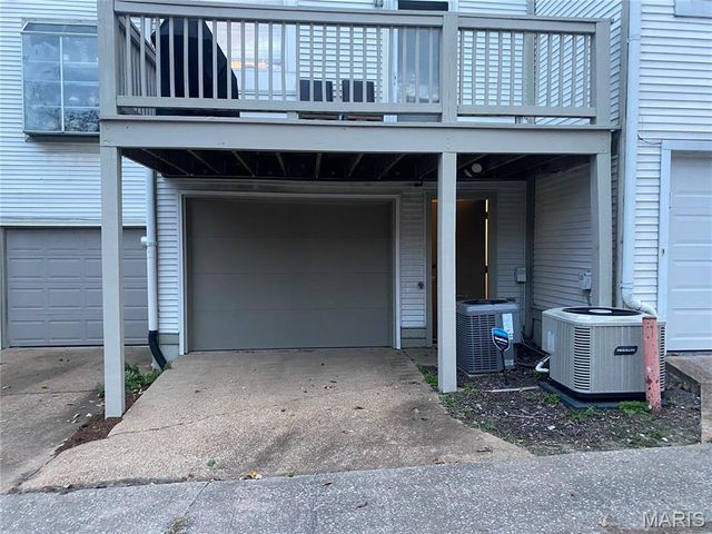 2234 Hickory Street, St Louis, MO 63104