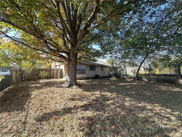 12401 Tree Line DR A, Austin, TX 78729
