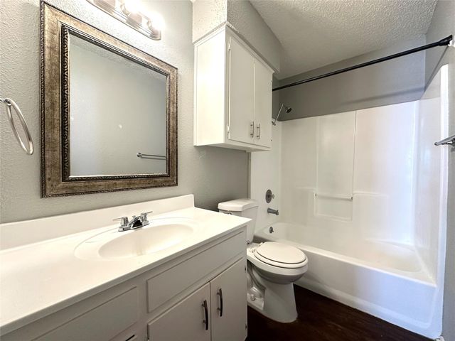 12401 Tree Line DR A, Austin, TX 78729