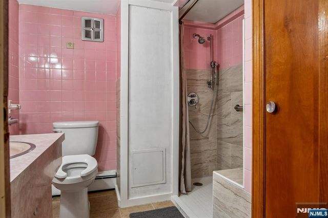 27 - 29 Crystal Street, North Arlington, NJ 07031