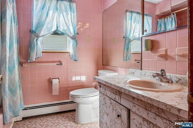 27 - 29 Crystal Street, North Arlington, NJ 07031