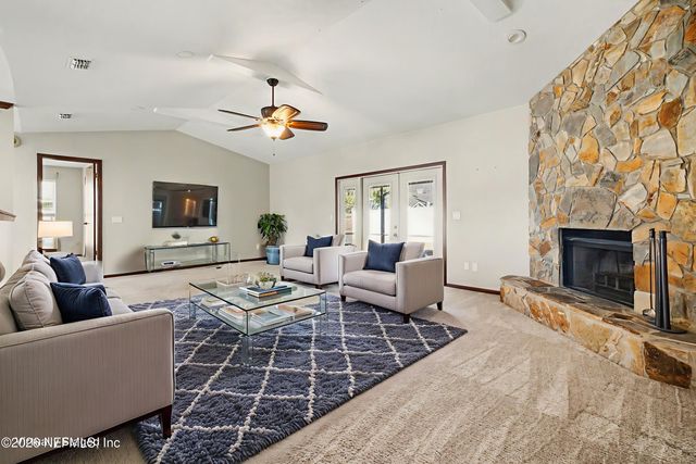 461 KEVIN Drive, Orange Park, FL 32073