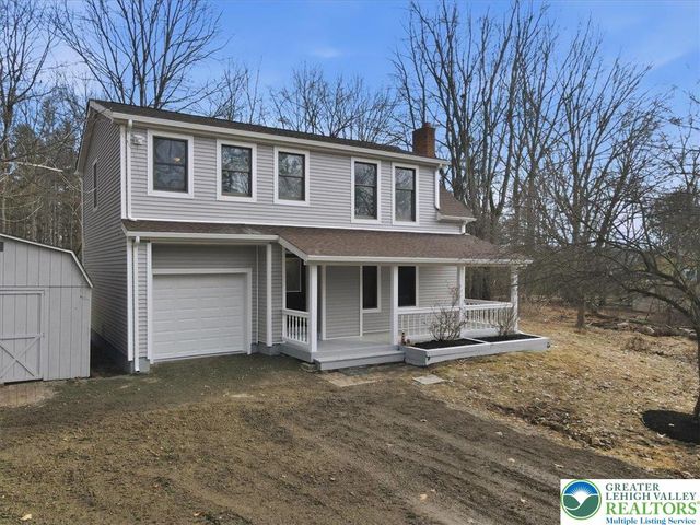 142 Towering Court, Chestnuthill Twp, PA 18353