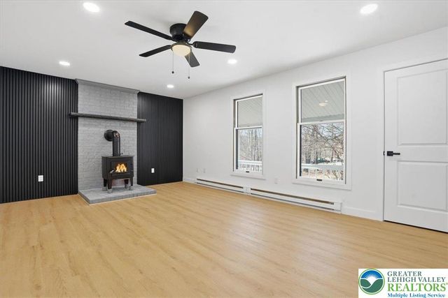 142 Towering Court, Chestnuthill Twp, PA 18353