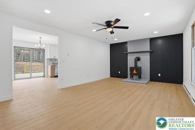 142 Towering Court, Chestnuthill Twp, PA 18353