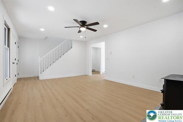 142 Towering Court, Chestnuthill Twp, PA 18353
