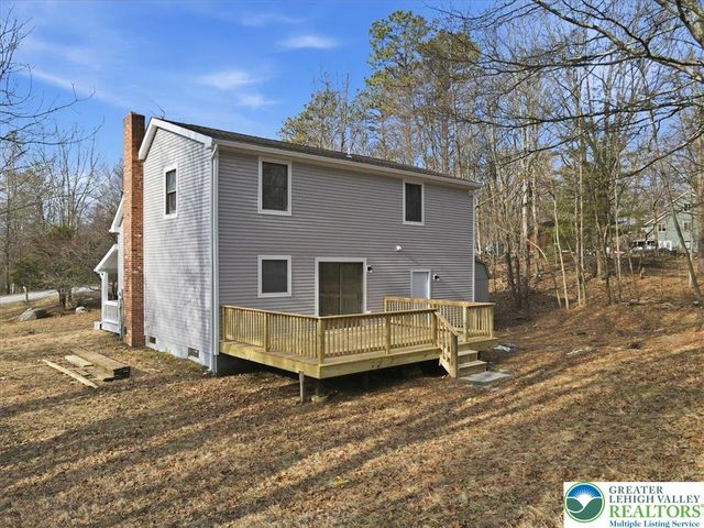 142 Towering Court, Chestnuthill Twp, PA 18353