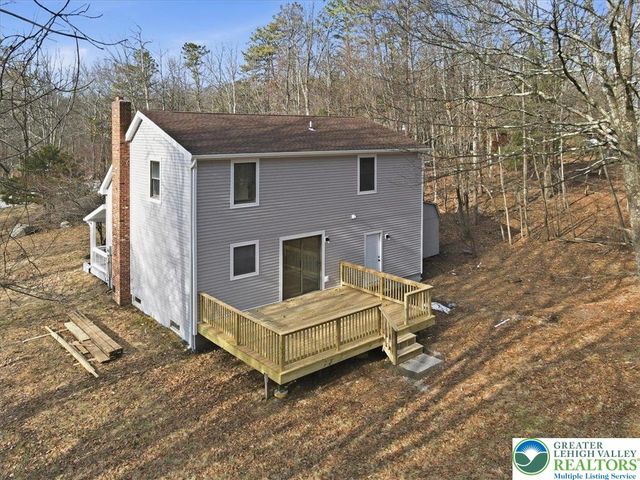 142 Towering Court, Chestnuthill Twp, PA 18353