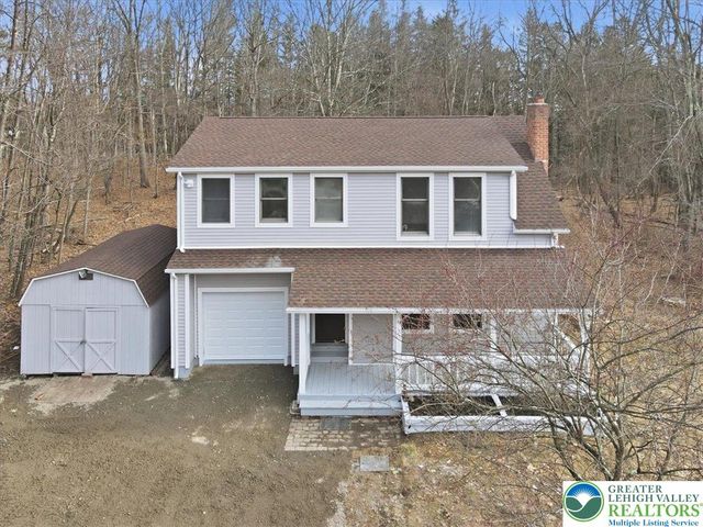 142 Towering Court, Chestnuthill Twp, PA 18353