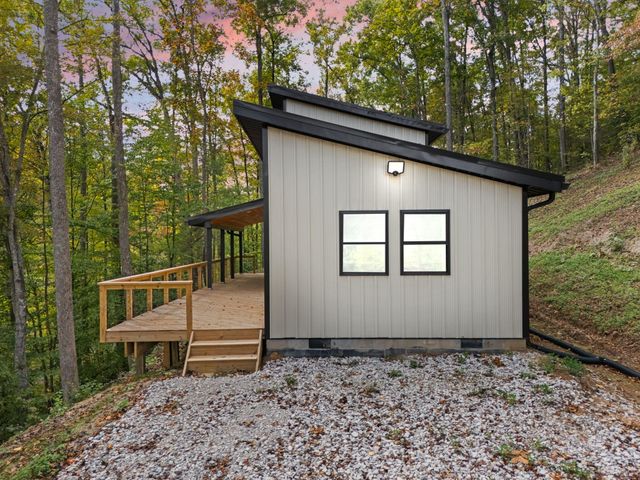 116 Barkers Branch Road, Stanton, KY 40380