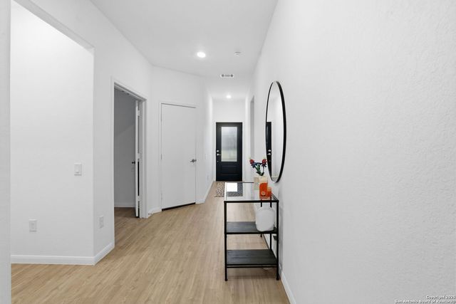 634 Bean, San Antonio, TX 78221