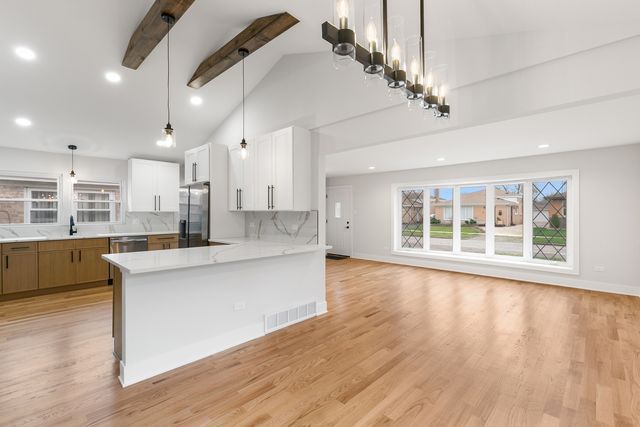 1042 W 109th Place, Chicago, IL 60643