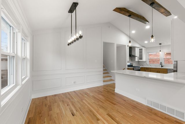 1042 W 109th Place, Chicago, IL 60643