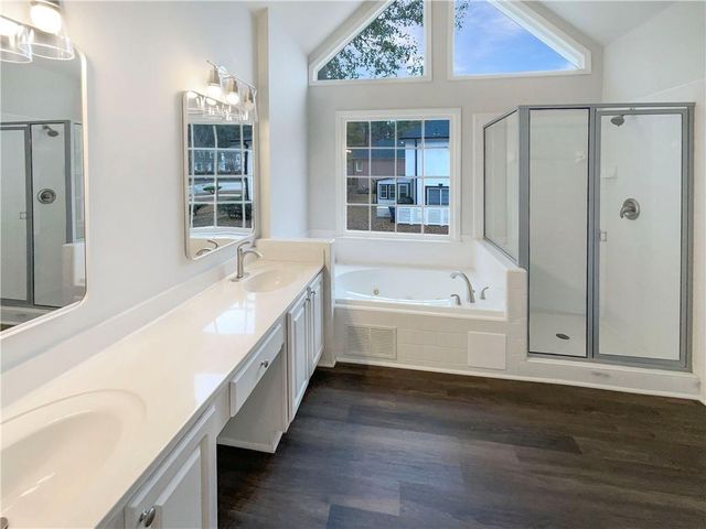 1817 Lake Cove SW Drive, Atlanta, GA 30331