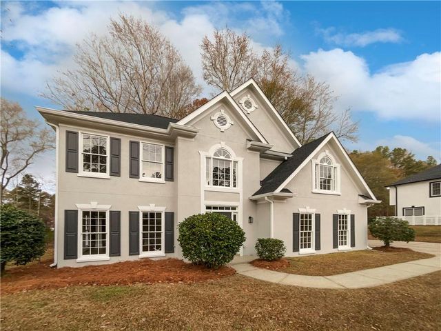 1817 Lake Cove SW Drive, Atlanta, GA 30331