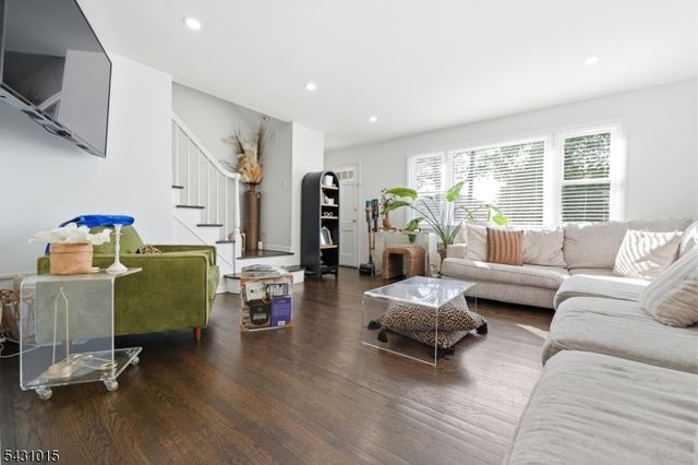1091 Burnet Ave, Union Twp., NJ 07083