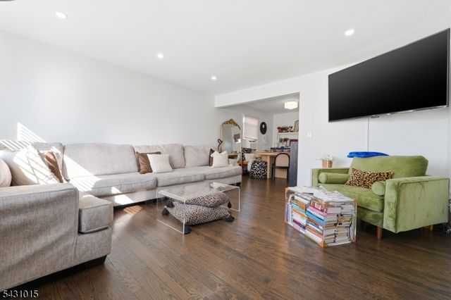 1091 Burnet Ave, Union Twp., NJ 07083