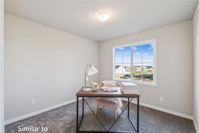 1104 Sunflower Lane, Pella, IA 50219