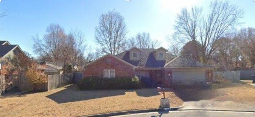 1529 E Devonshire Place, Fayetteville, AR 72703