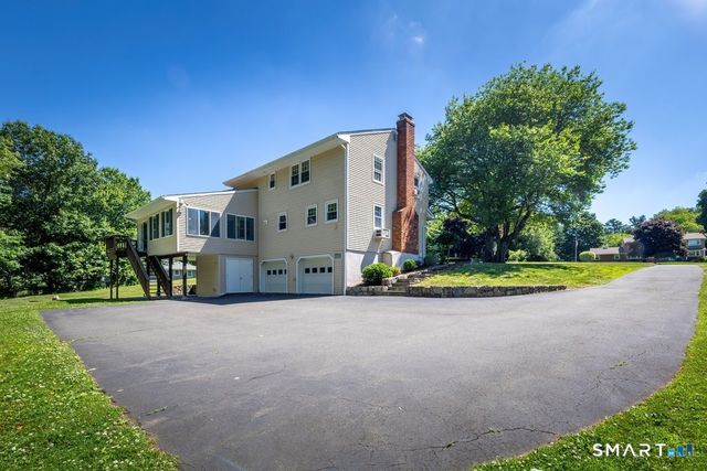152 Holmes Road, Ridgefield, CT 06877