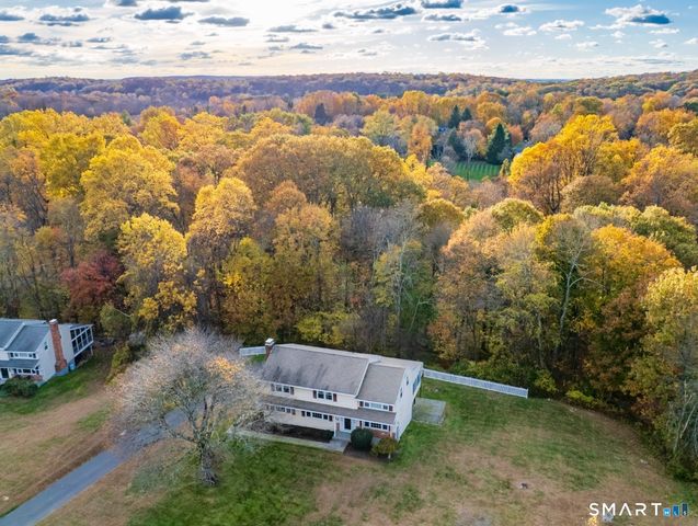 152 Holmes Road, Ridgefield, CT 06877