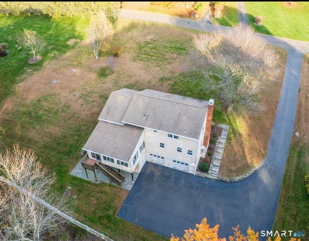 152 Holmes Road, Ridgefield, CT 06877