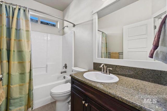 6374 W Mystic Cove Place, Garden City, ID 83714