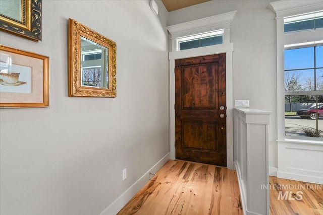 6374 W Mystic Cove Place, Garden City, ID 83714