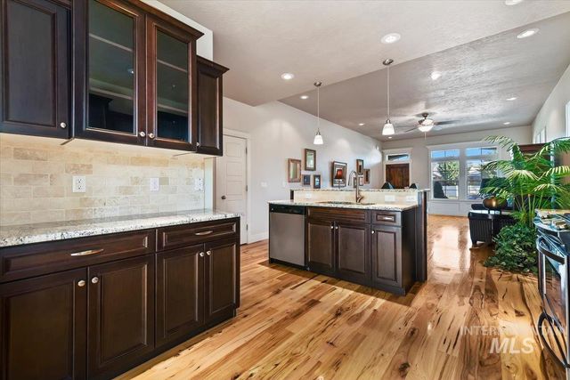 6374 W Mystic Cove Place, Garden City, ID 83714