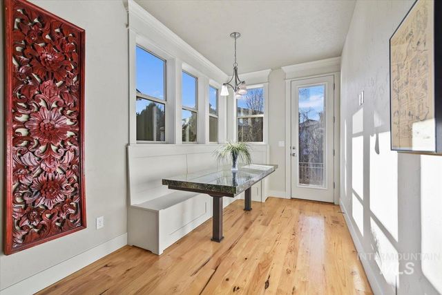 6374 W Mystic Cove Place, Garden City, ID 83714